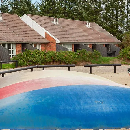 Holiday home Lxxii *